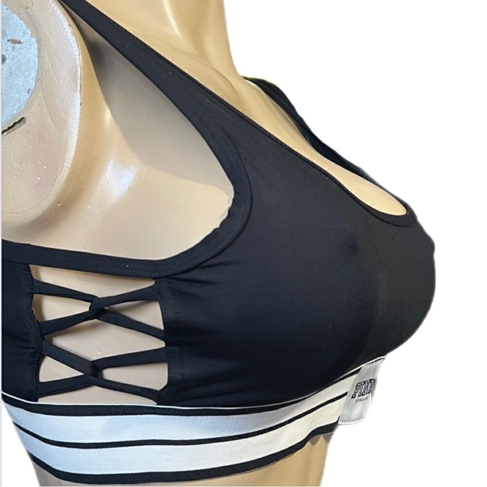 Victoria’s Secret pink ultimate sport yoga strappy unlined bralette bra black L